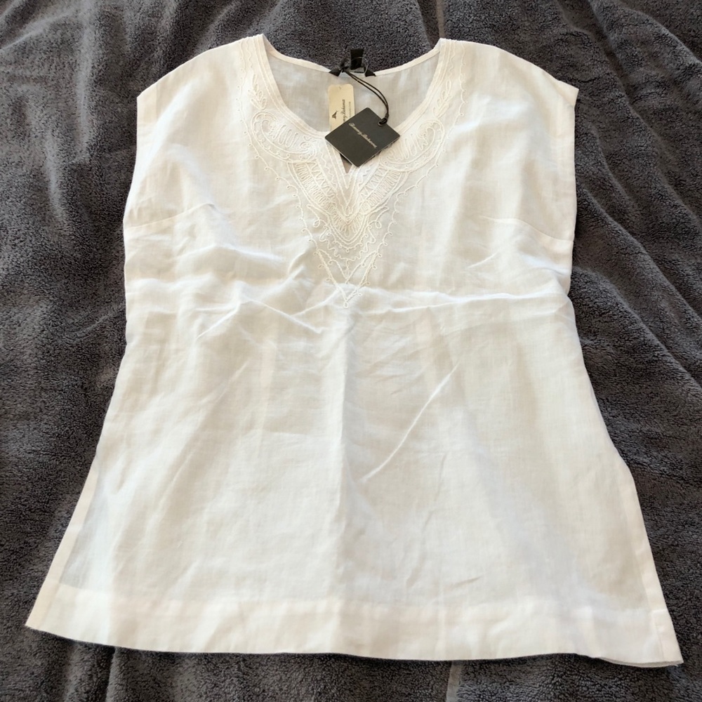 Short sleeve Tommy Bahamas embellished two palms